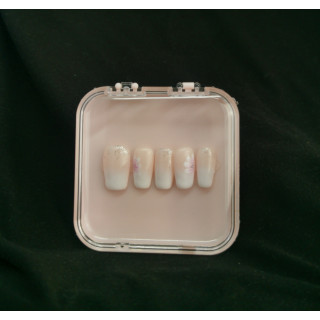 Press-on nails baby-boomer fleurs pastel – Nude & blanc – MyWorldByEnz