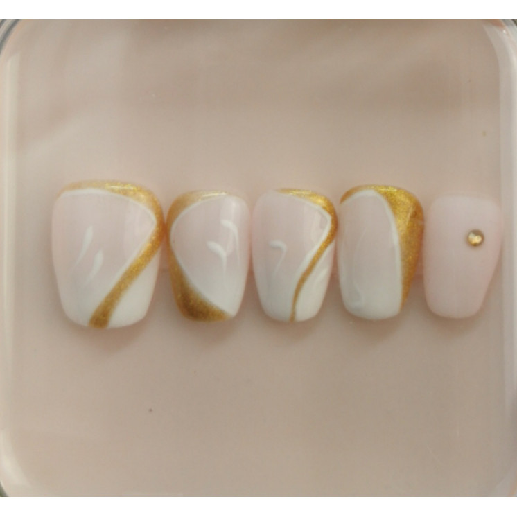 PRESS ON NAILS: GLAM CHIC 2