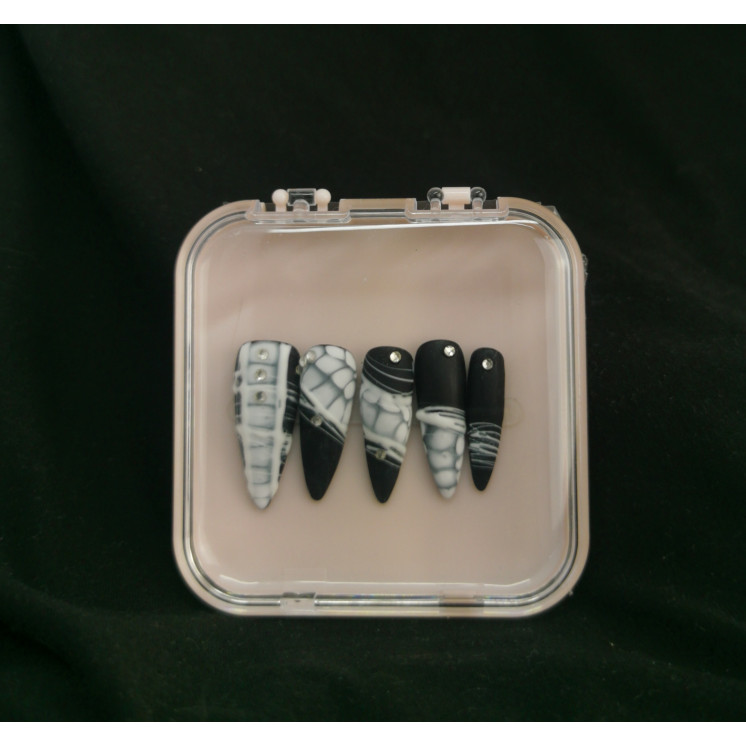 Press-on nails noir & blanc marbré – Strass – MyWorldByEnz