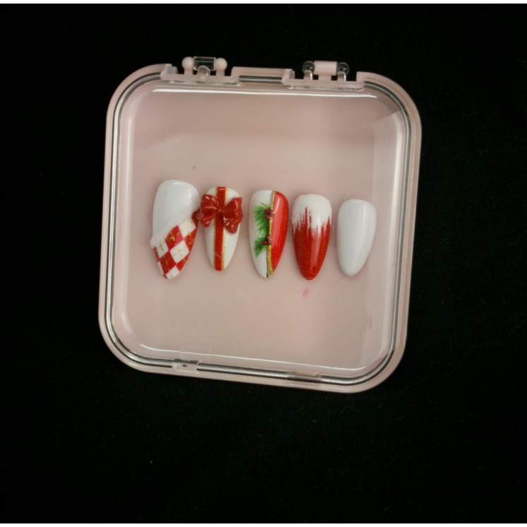 PRESS ON NAILS: NOEL ELEGENT